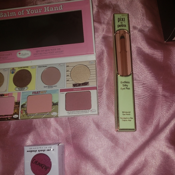 Make up Bundle 💜 - Picture 4 of 4